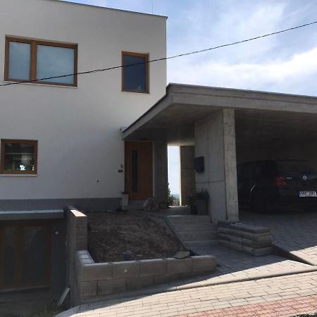 Soukromy Pokoj S Kuchyni A Koupelnou V Radovce Nove Mesto na Morave Εξωτερικό φωτογραφία